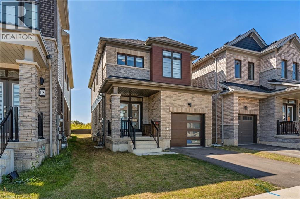 15 Monteith Drive, Brantford, Ontario  N3T 0W6 - Photo 8 - 40768163