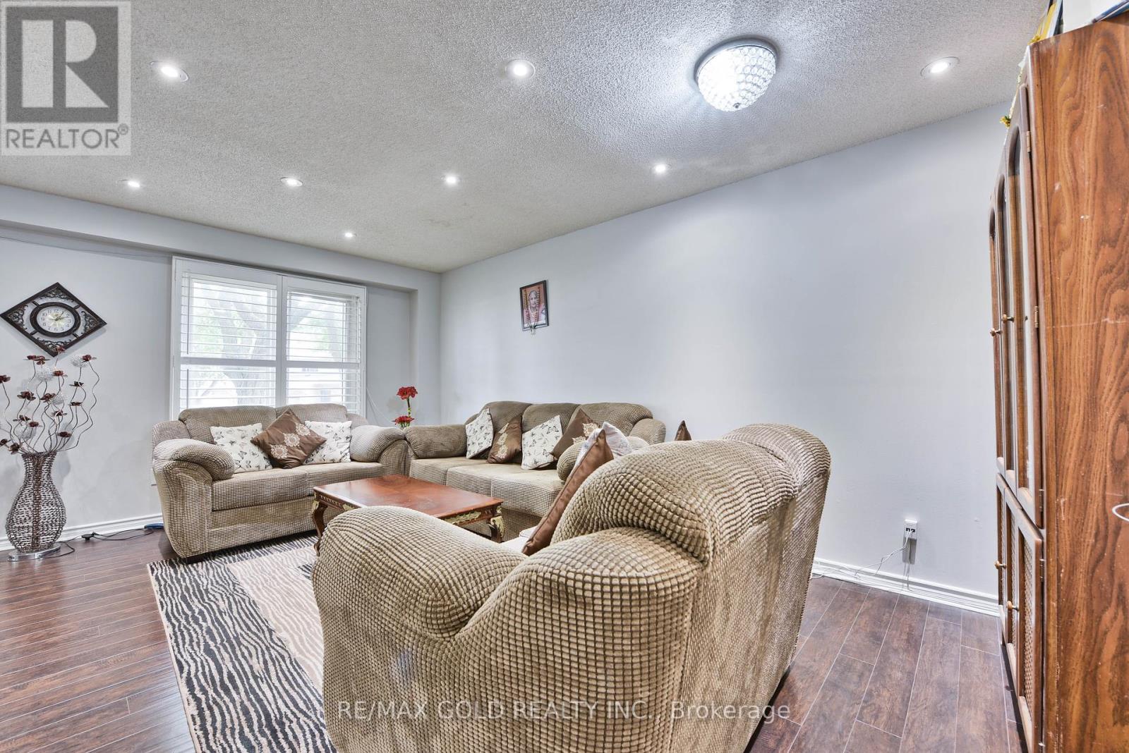 64 - 399 Vodden Street E, Brampton (Madoc), Ontario  L6V 3V1 - Photo 17 - W12406867