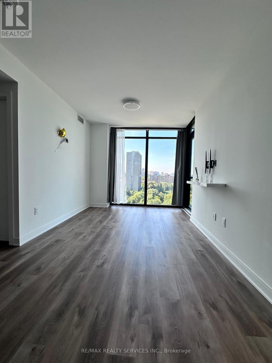 1303 - 86 Dundas Street E, Mississauga, Ontario  L5A 1W4 - Photo 7 - W12406929