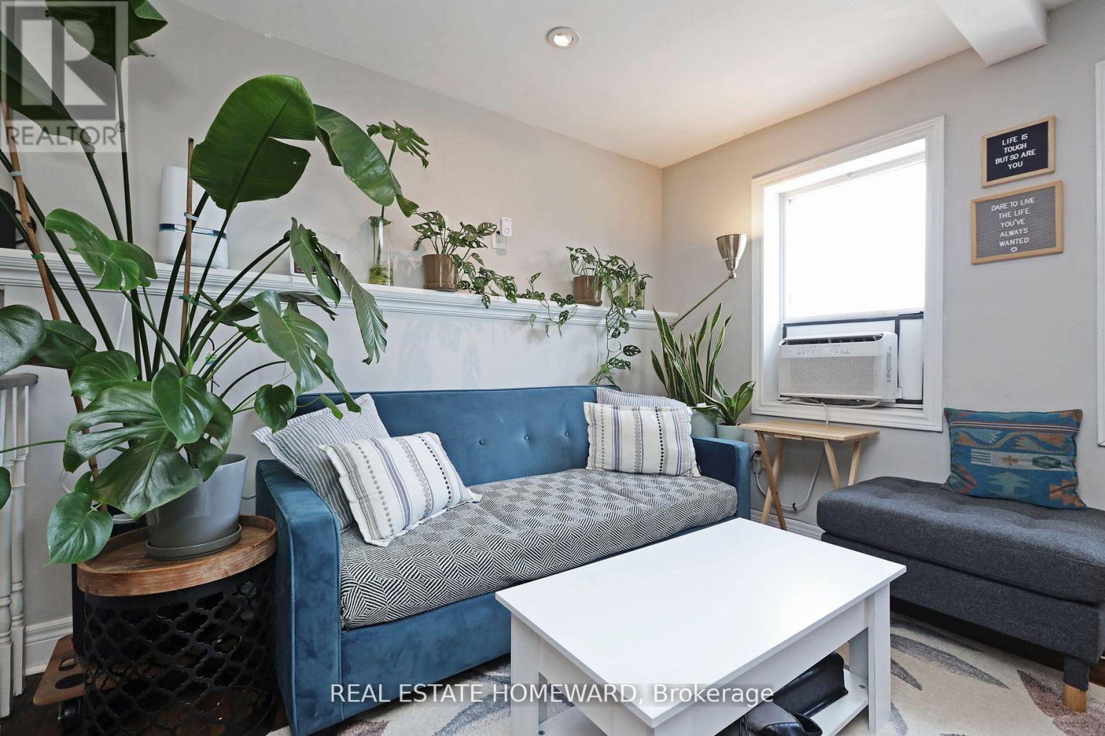 156 Royal York Road, Toronto, Ontario  M8V 2V3 - Photo 13 - W12406957