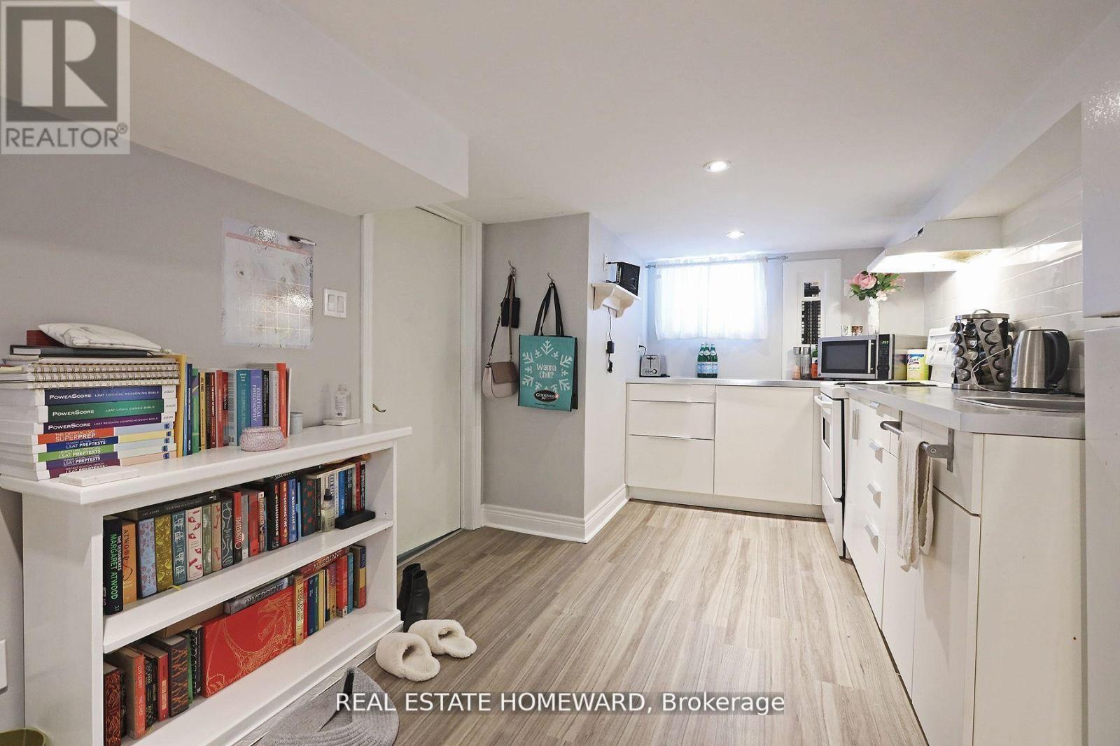 156 Royal York Road, Toronto, Ontario  M8V 2V3 - Photo 20 - W12406957