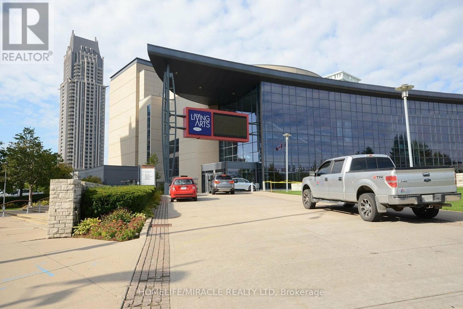 807 - 3880 Duke Of York Boulevard, Mississauga (City Centre), Ontario  L5B 4M7 - Photo 39 - W12406981