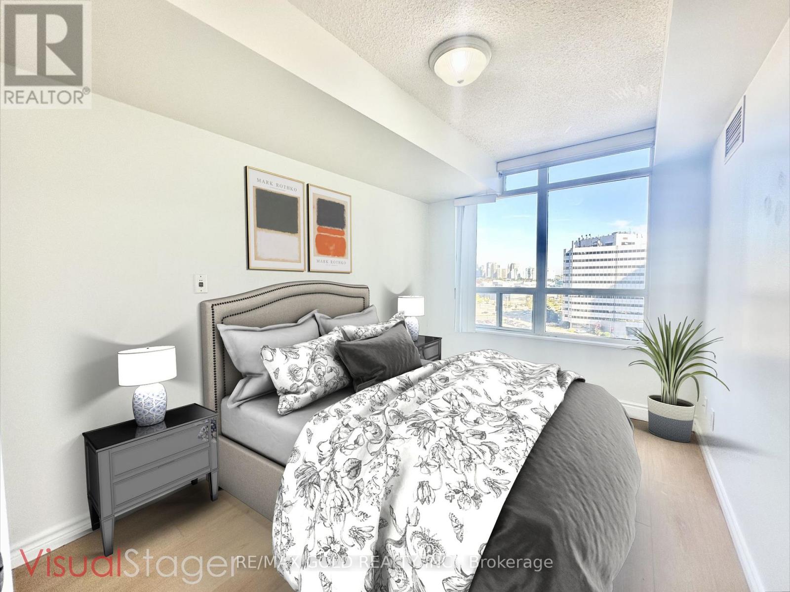1023 - 3888 Duke Of York Boulevard, Mississauga, Ontario  L5B 4P5 - Photo 14 - W12406992
