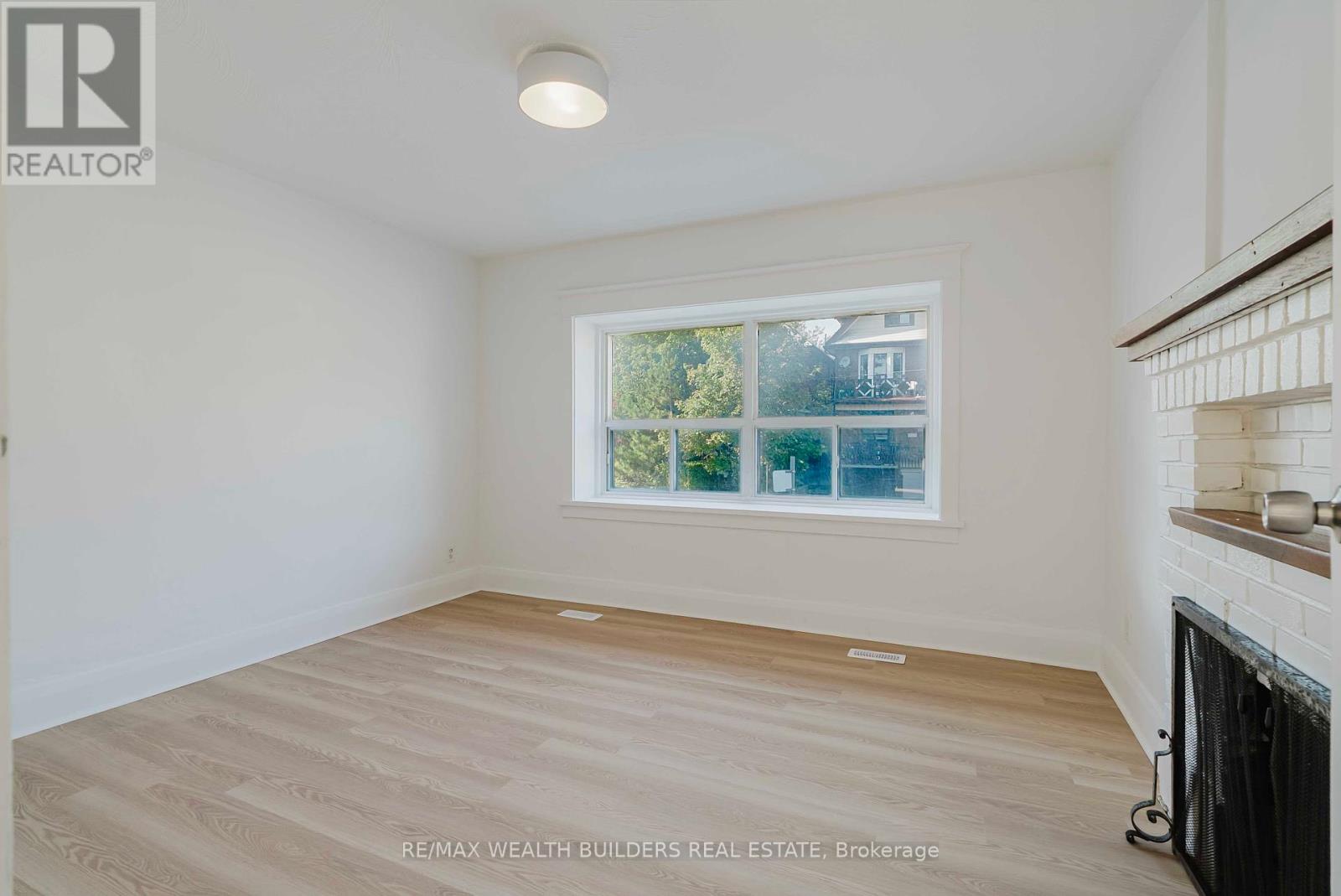 4 Greenlaw Avenue, Toronto, Ontario  M6H 3V5 - Photo 21 - W12407018
