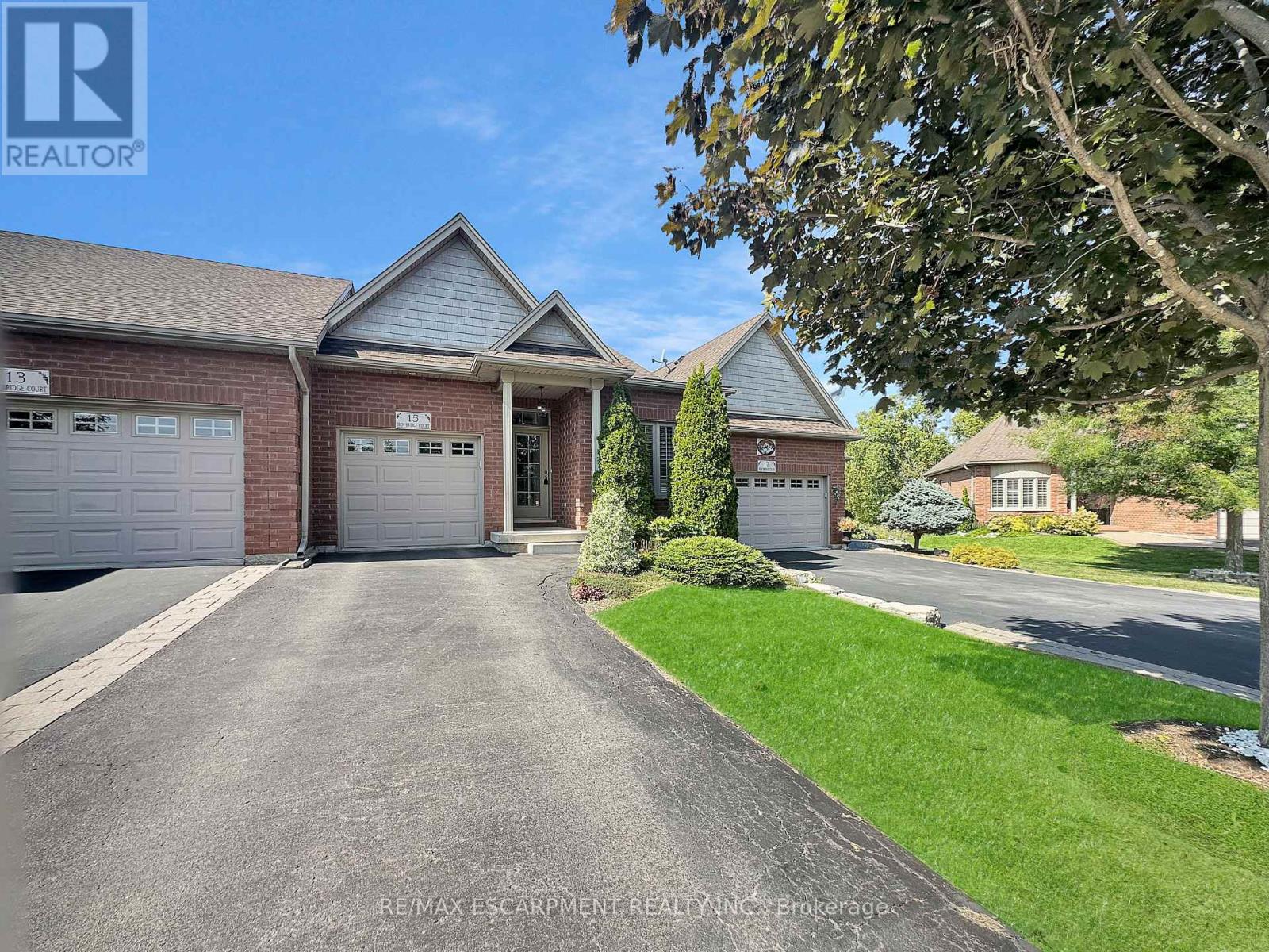 15 IRON BRIDGE COURT, Haldimand, Ontario