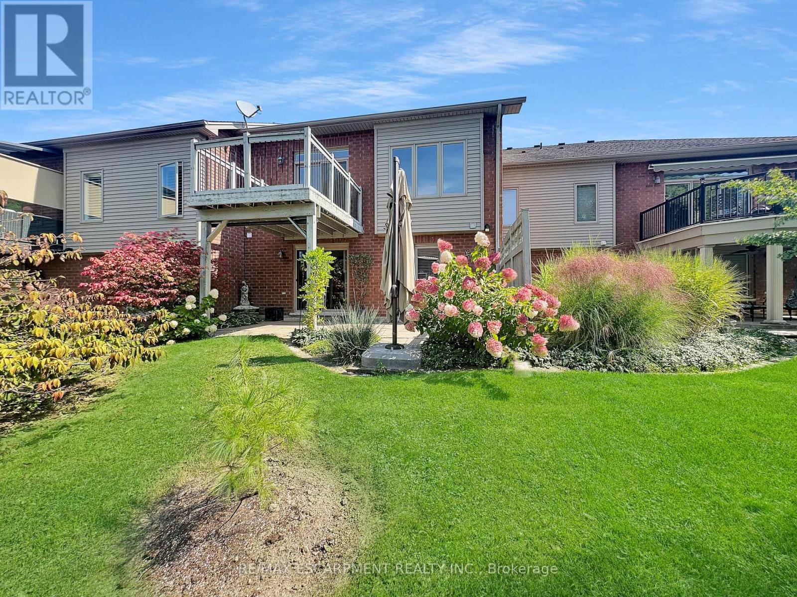15 Iron Bridge Court, Haldimand, Ontario  N3W 0A4 - Photo 34 - X12406875