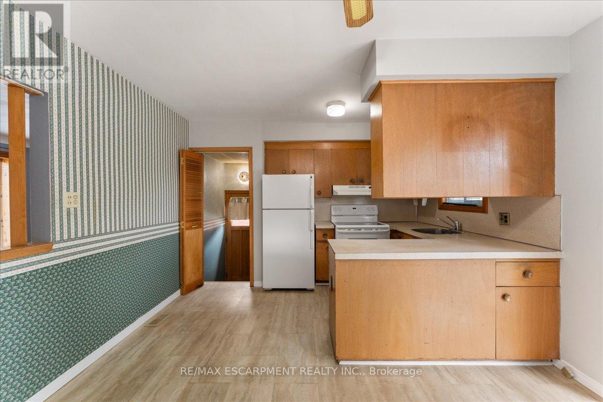 507 Upper Paradise Road, Hamilton, Ontario  L9C 5E2 - Photo 24 - X12406959