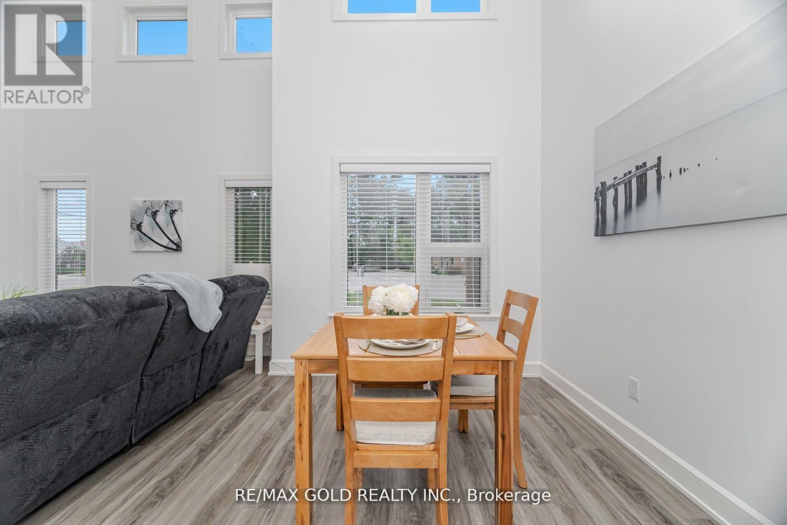 1 - 110 Fergus Avenue, Kitchener, Ontario  N2K 0K9 - Photo 17 - X12407012