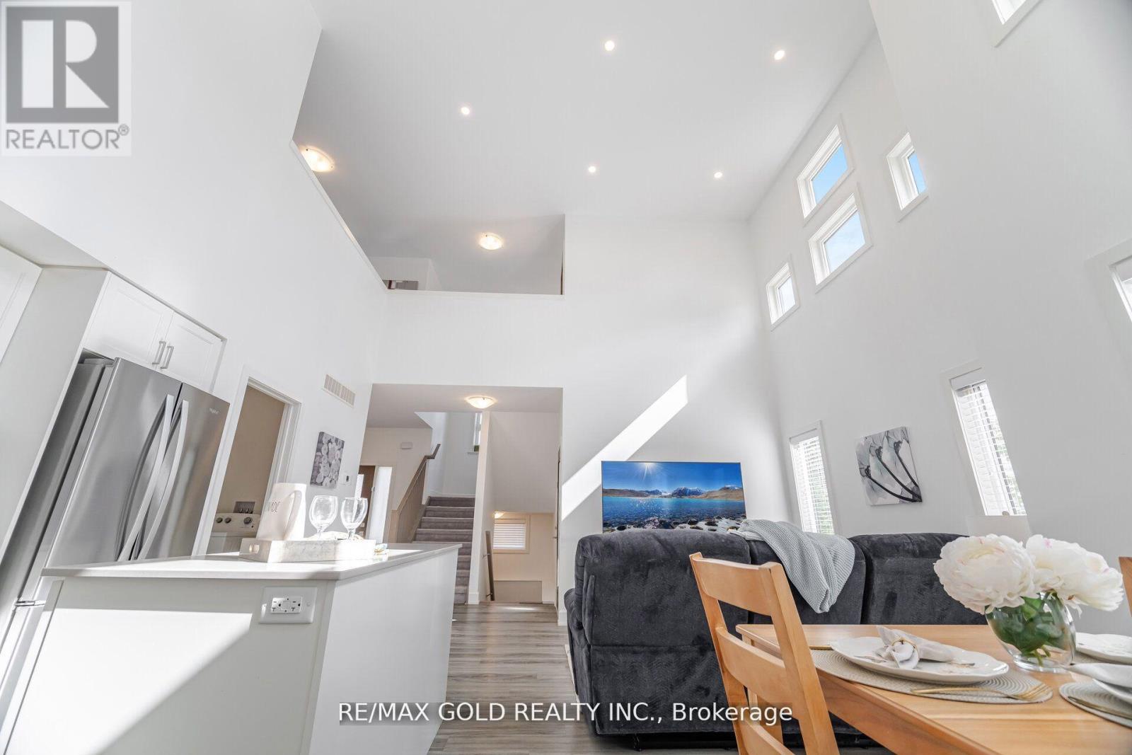1 - 110 Fergus Avenue, Kitchener, Ontario  N2K 0K9 - Photo 19 - X12407012