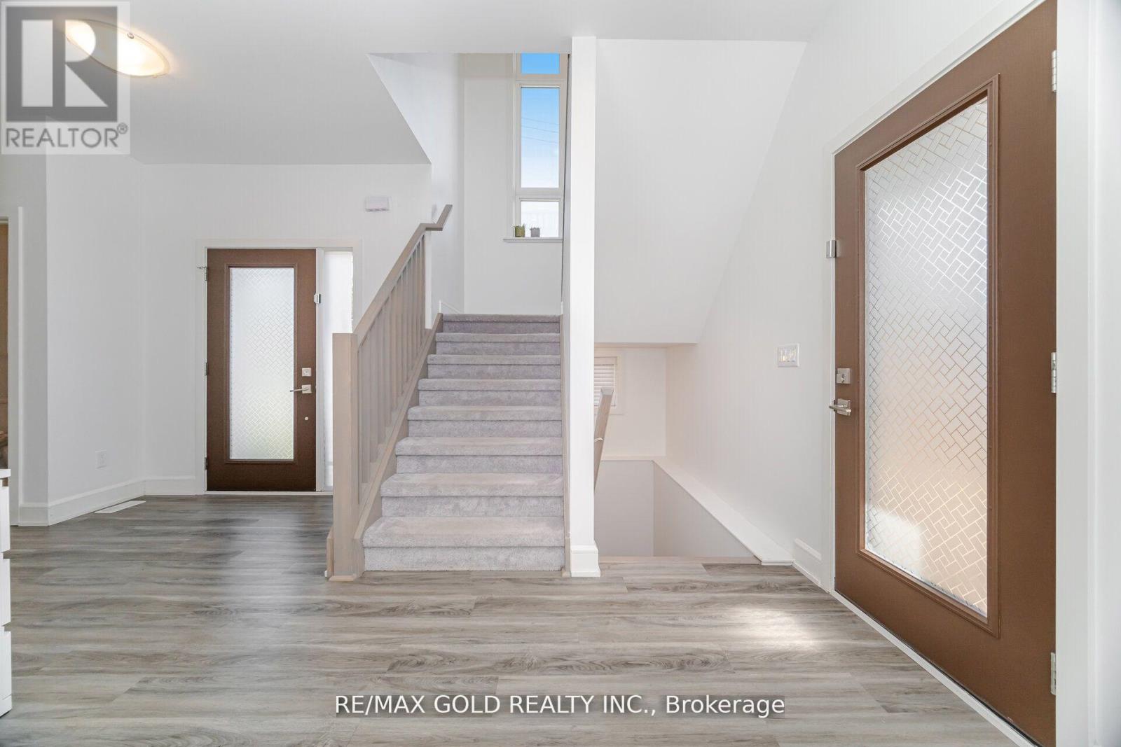 1 - 110 Fergus Avenue, Kitchener, Ontario  N2K 0K9 - Photo 27 - X12407012