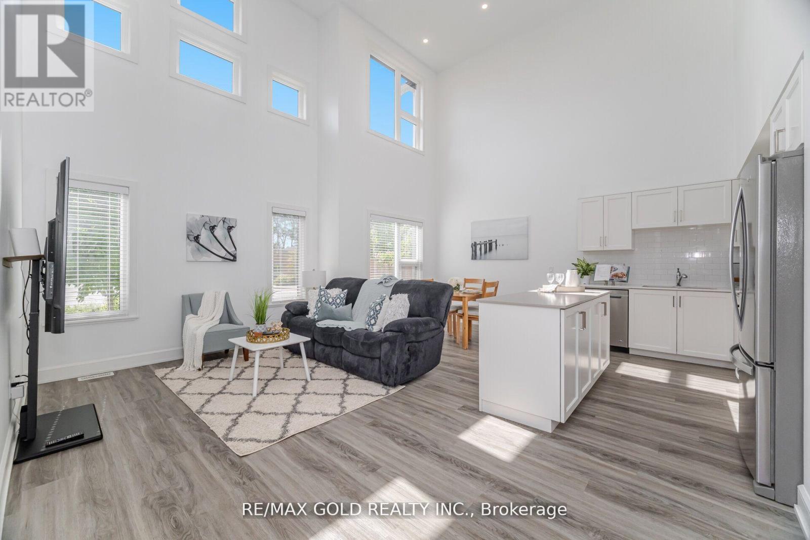 1 - 110 Fergus Avenue, Kitchener, Ontario  N2K 0K9 - Photo 7 - X12407012