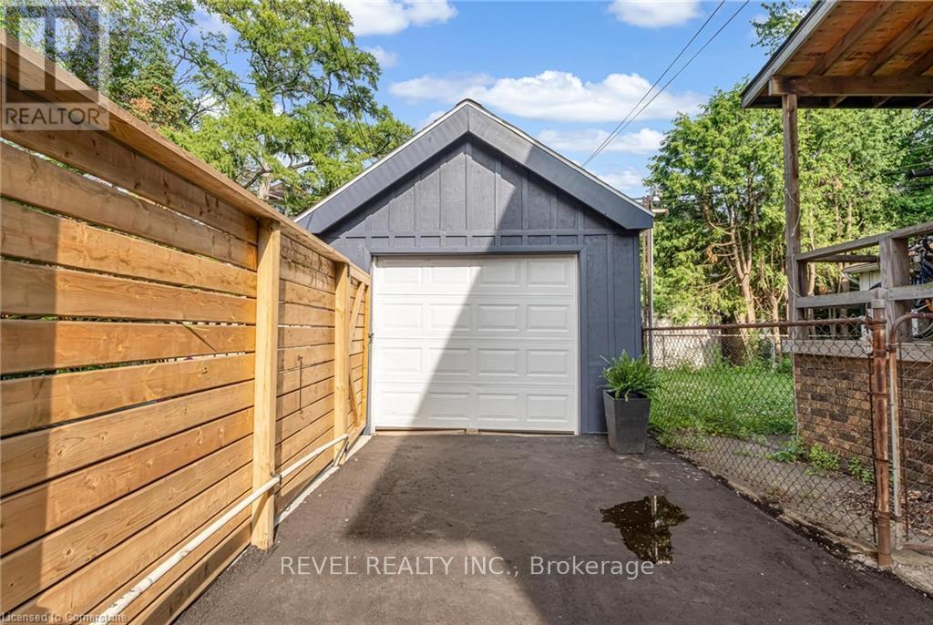 37 Burris Street, Hamilton, Ontario  L8M 2J1 - Photo 40 - X12407023