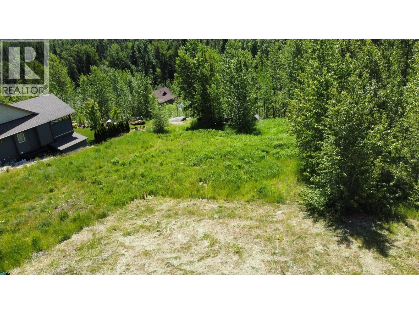 919 Redstone Drive, Rossland, British Columbia  V0G 1Y0 - Photo 7 - 2477690