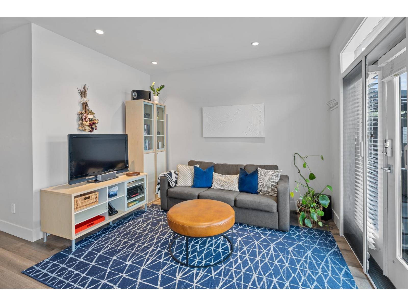 16447 24 Avenue, Surrey, British Columbia  V3Z 0V8 - Photo 11 - R3047852