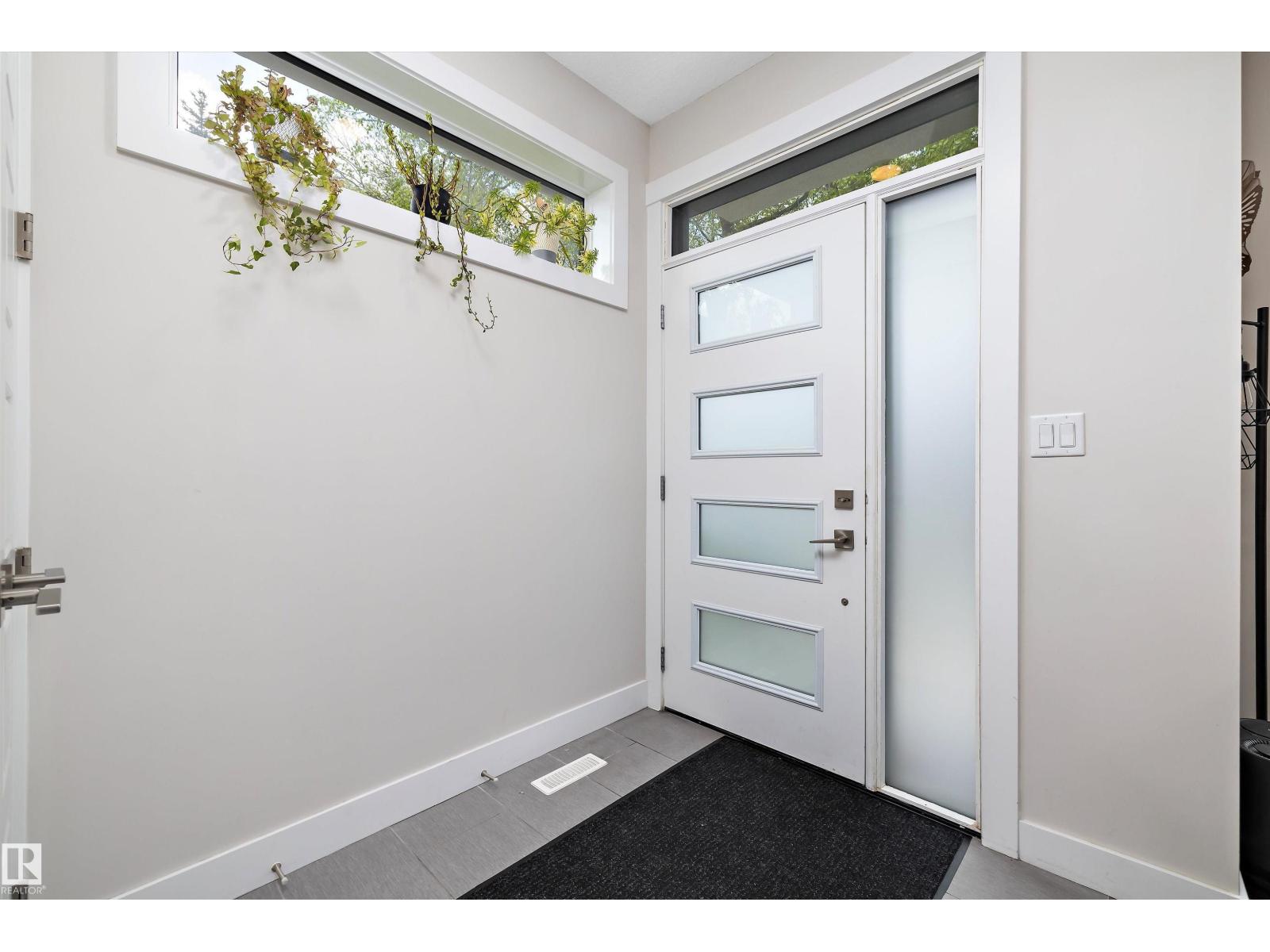 10917 79 Av Nw, Edmonton, Alberta  T6G 0P1 - Photo 4 - E4457987