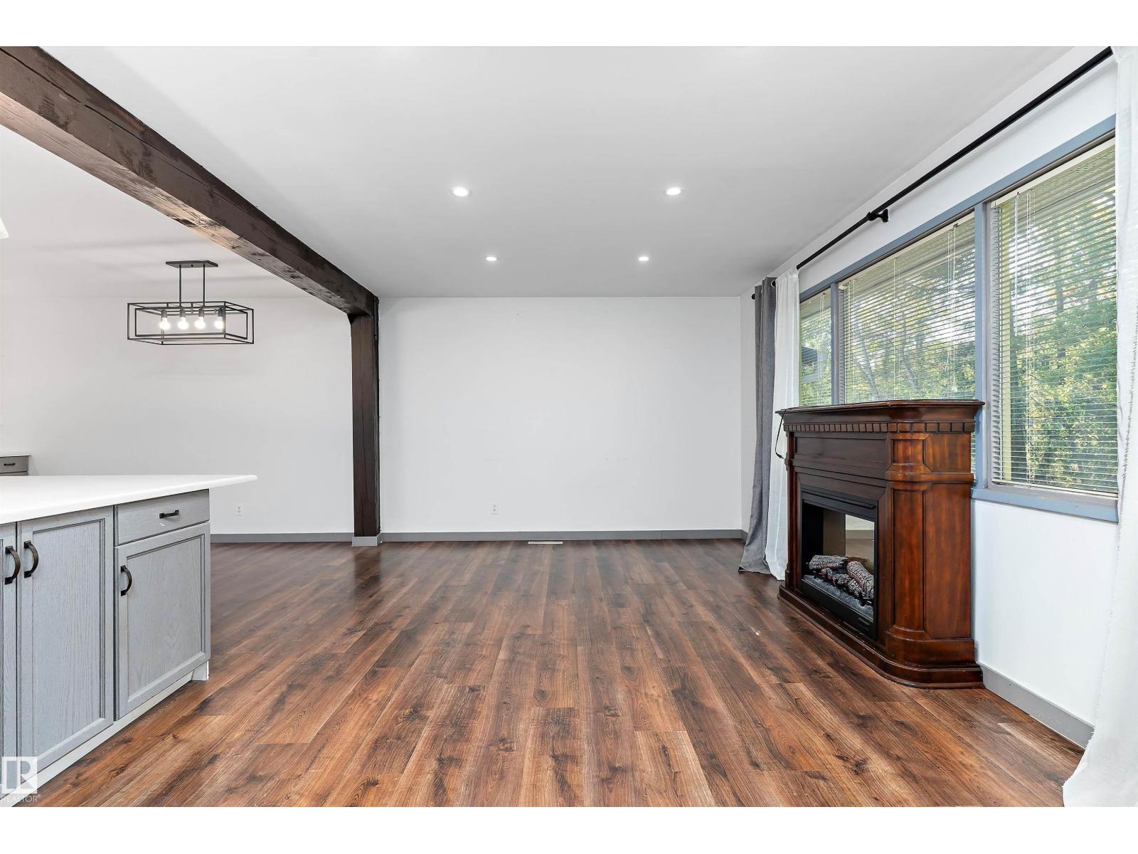 Unknown Address, ,    - Photo 5 - E4457986