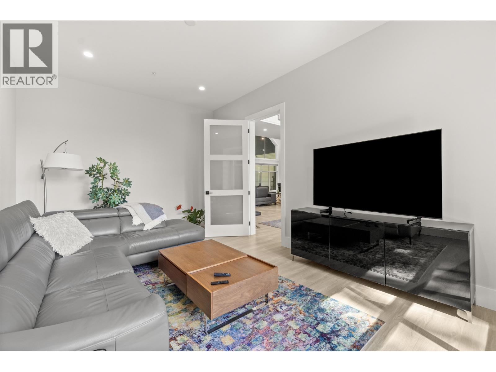 27107 River Road, Maple Ridge, British Columbia  V2W 1M4 - Photo 4 - R3047530