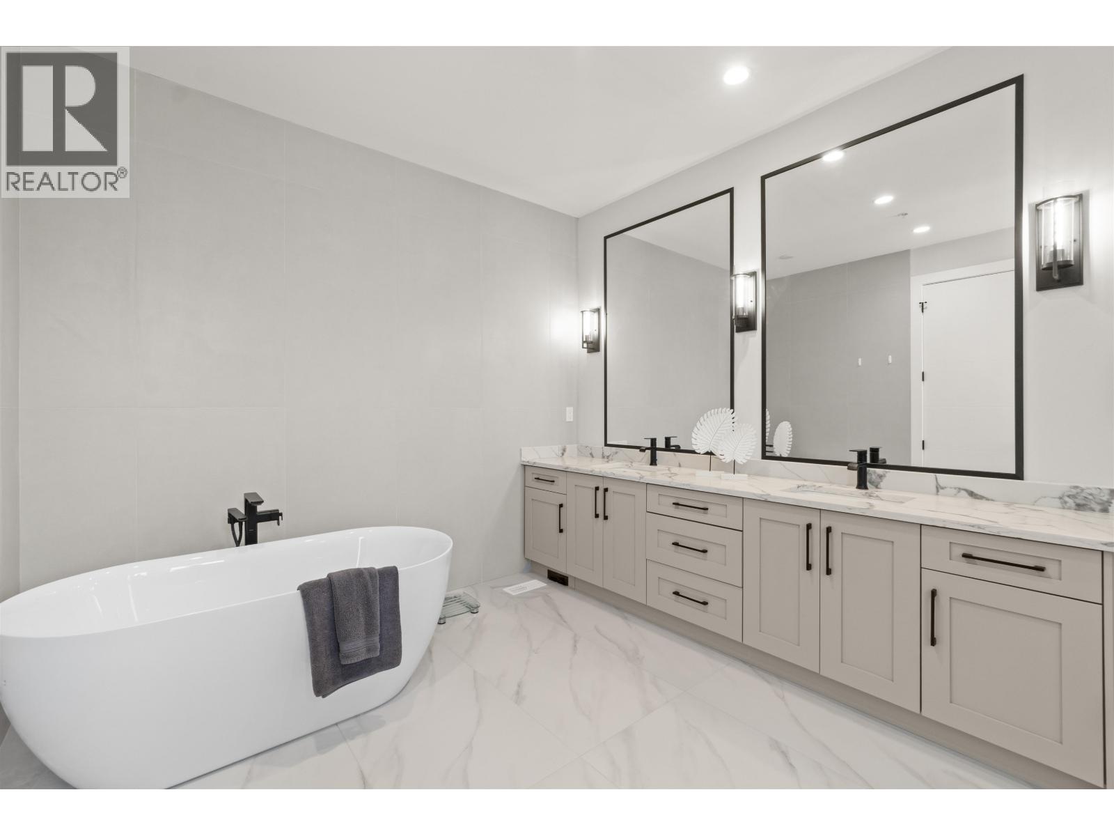 27107 River Road, Maple Ridge, British Columbia  V2W 1M4 - Photo 23 - R3047530