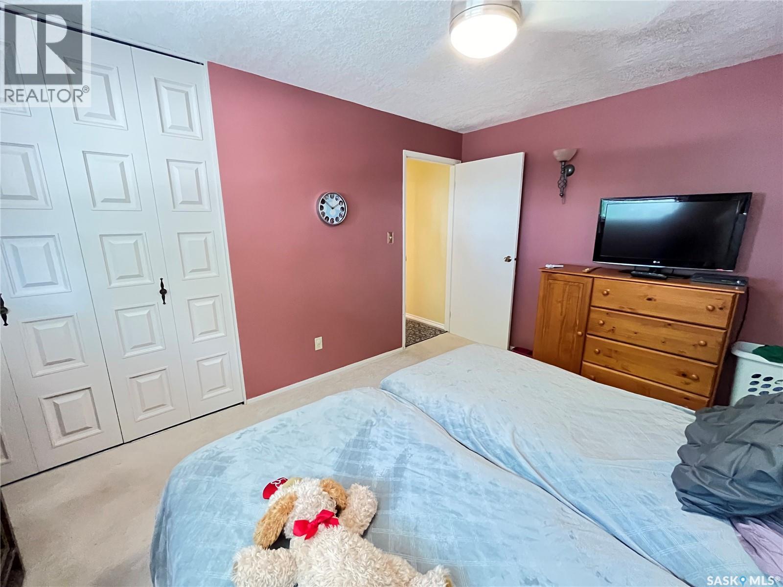 202 Hood Street, Maple Creek, Saskatchewan  S0N 1N0 - Photo 23 - SK018505