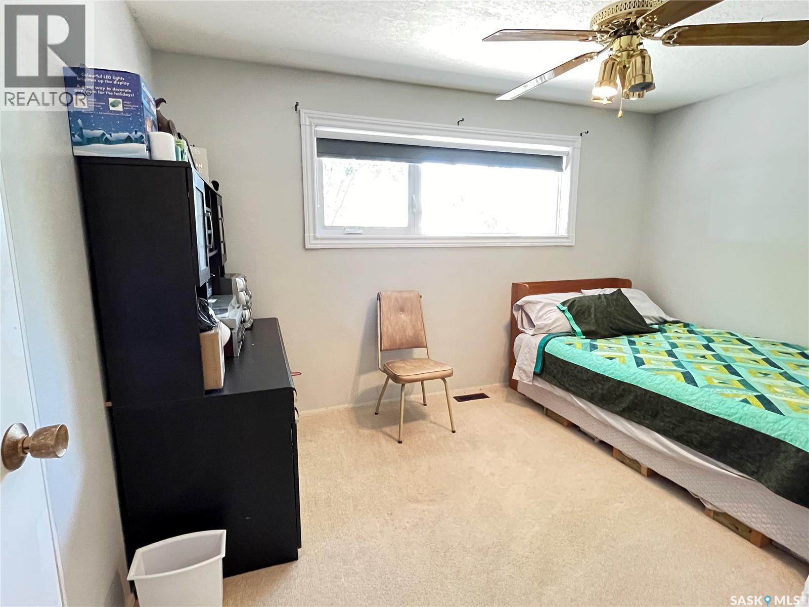 202 Hood Street, Maple Creek, Saskatchewan  S0N 1N0 - Photo 28 - SK018505