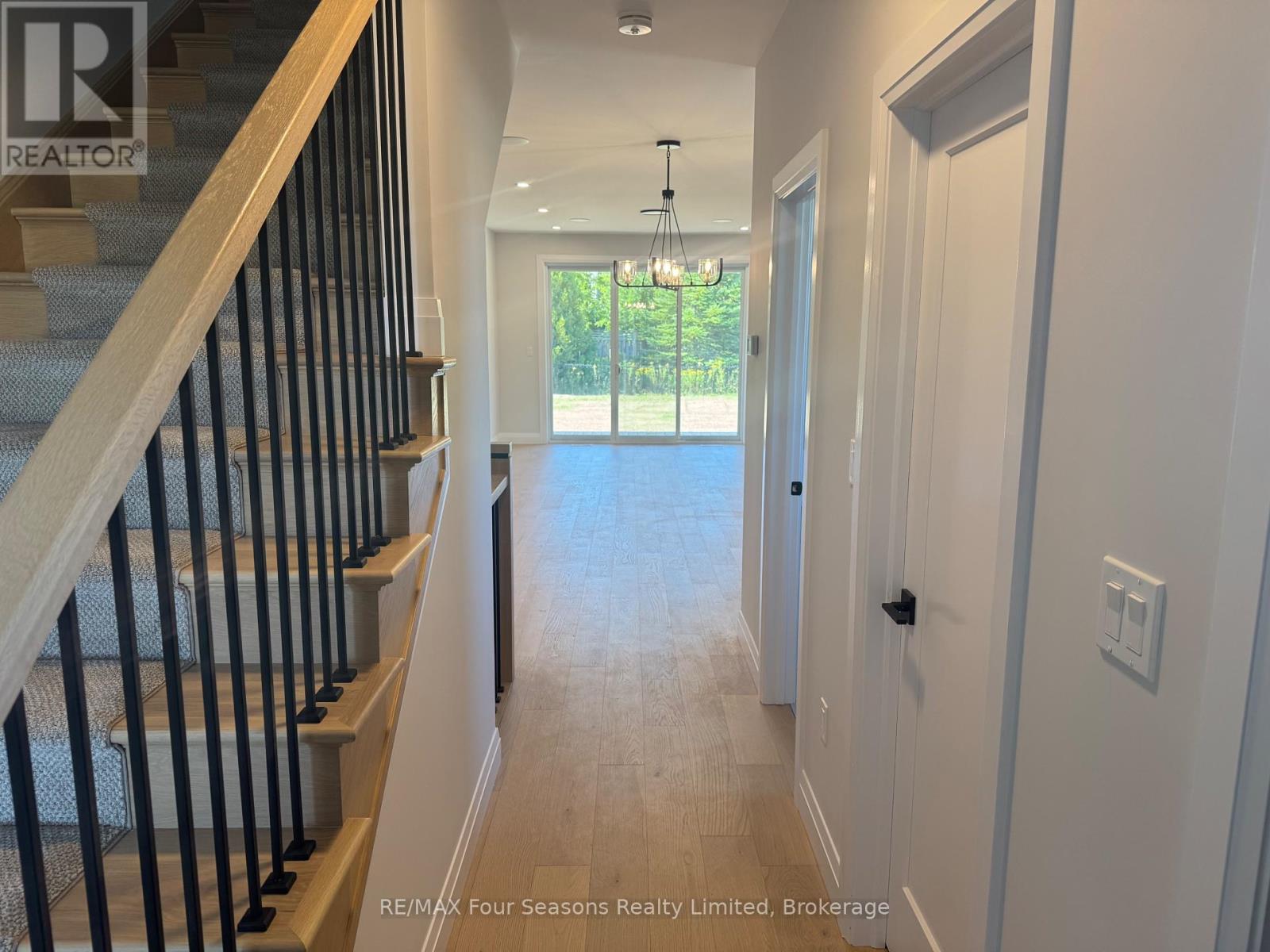 3 Boynton Court, Blue Mountains, Ontario  N0H 2P0 - Photo 19 - X12088457