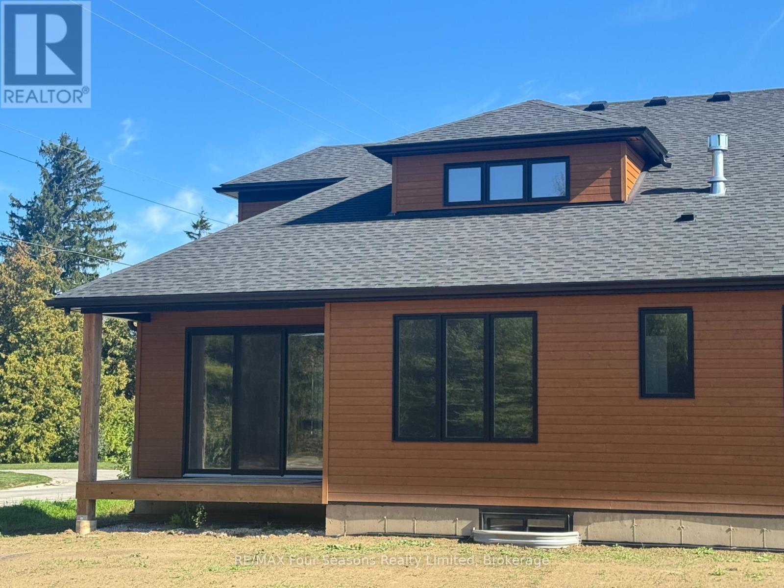 3 Boynton Court, Blue Mountains, Ontario  N0H 2P0 - Photo 30 - X12088457
