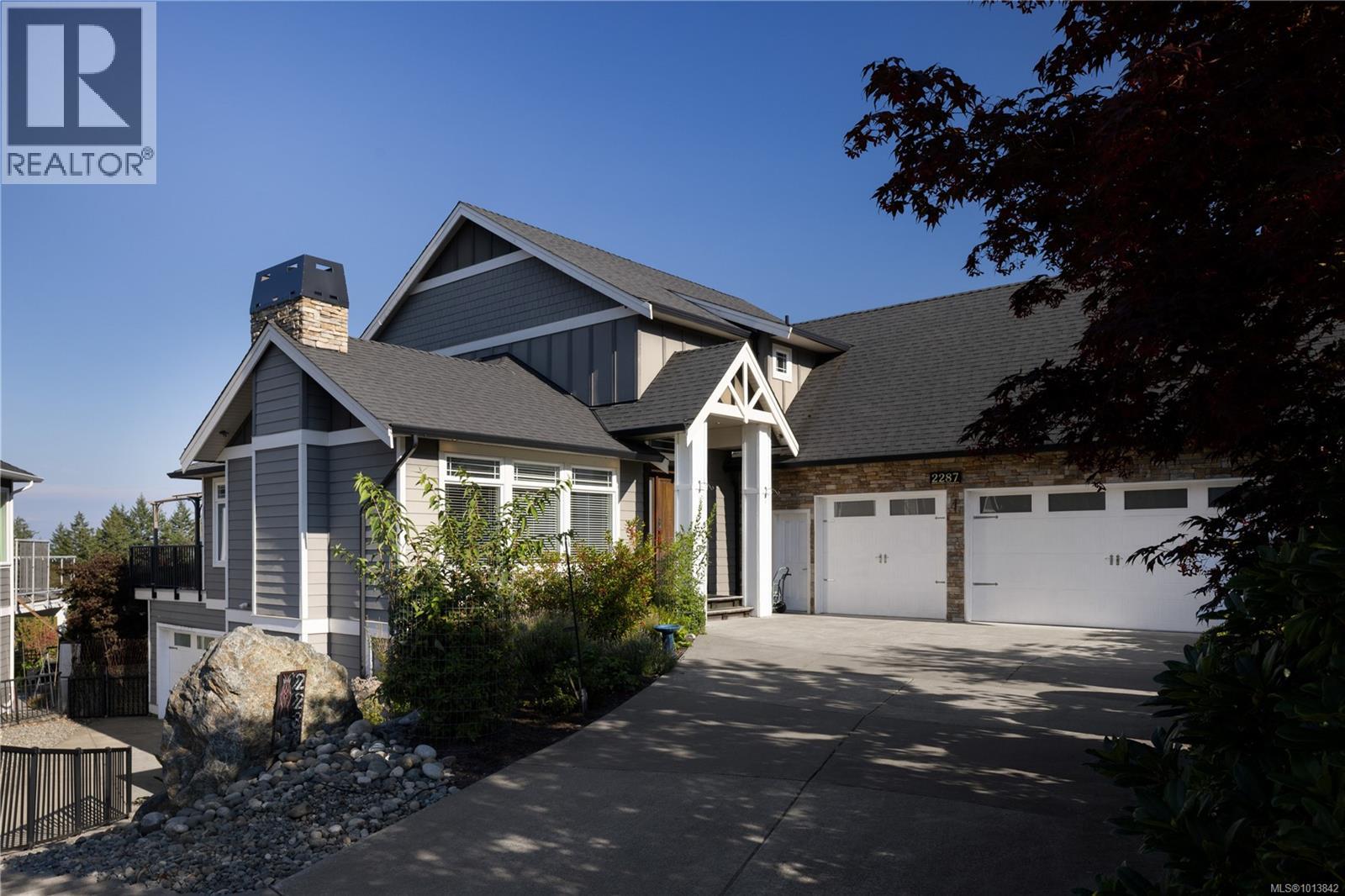 Property at 2287 Nicklaus Dr image 4