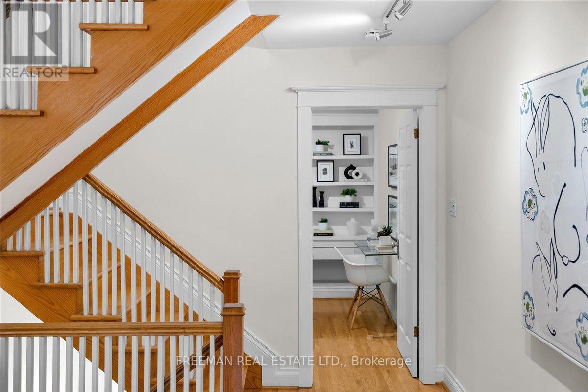 769 Euclid Avenue, Toronto, Ontario  M6G 2V3 - Photo 12 - C12384364
