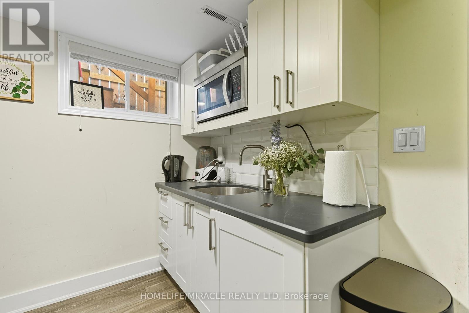 11 Rockwood Avenue, St. Catharines (Secord Woods), Ontario  L2P 1E3 - Photo 22 - X12401878