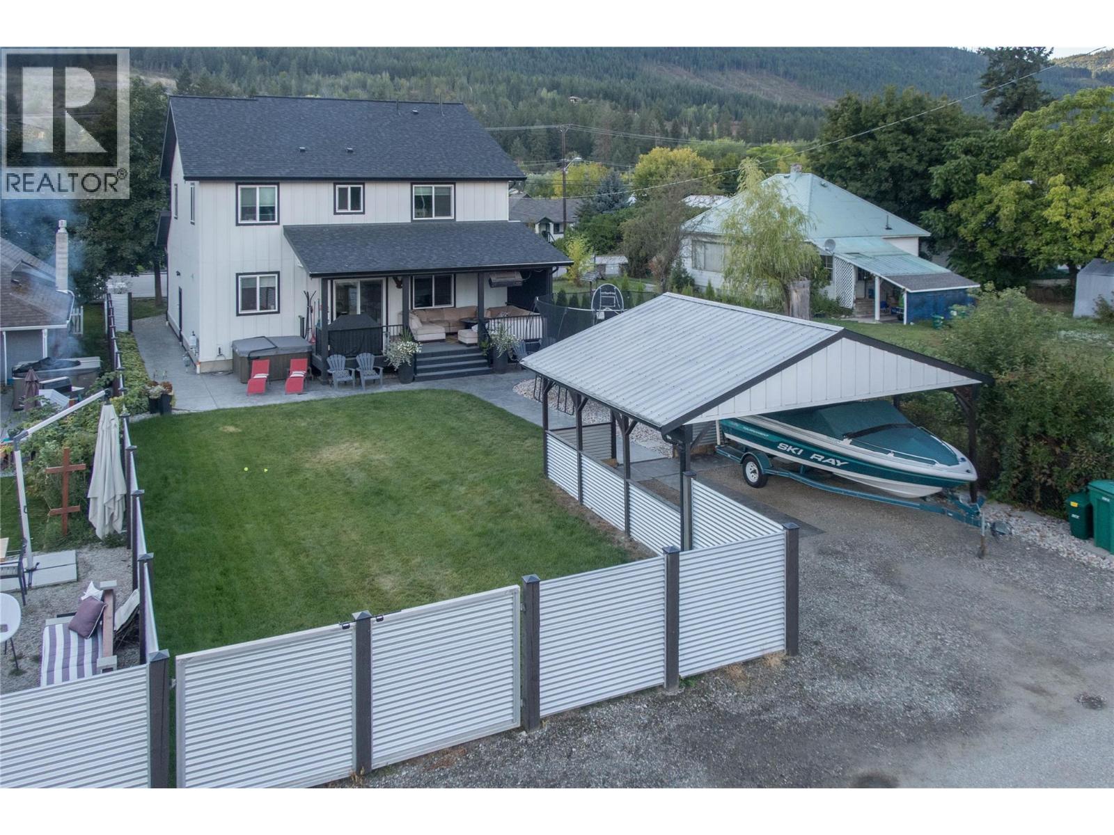 2253 Shuswap Avenue, Lumby, British Columbia  V0E 2G0 - Photo 46 - 10362869