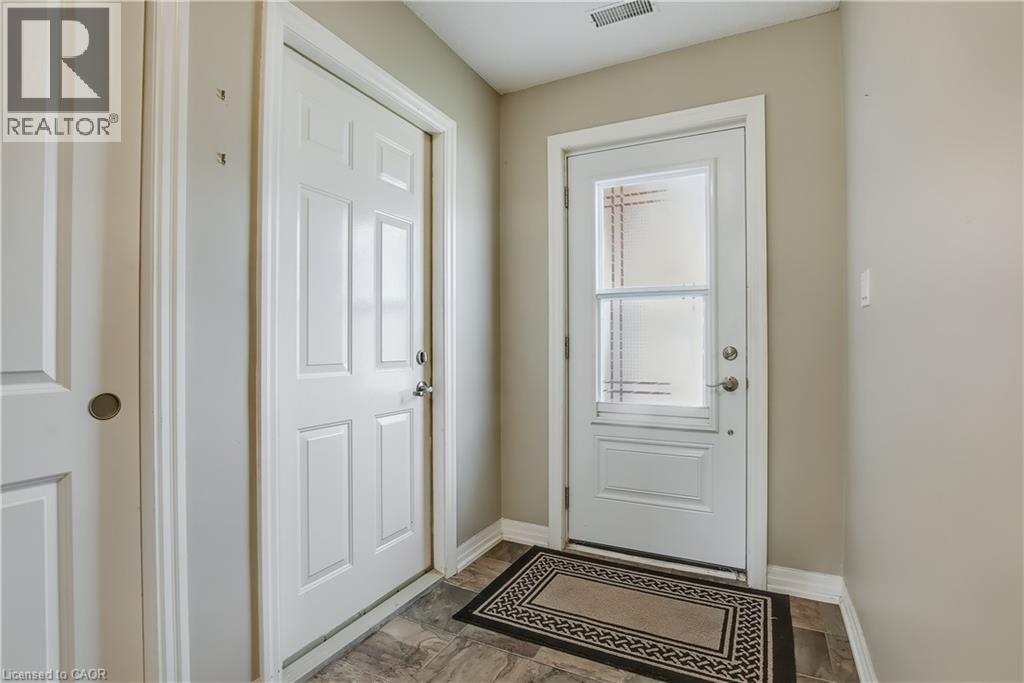 5 Archdeacon Clark Trail, Hamilton, Ontario  L9B 2M2 - Photo 3 - 40770403