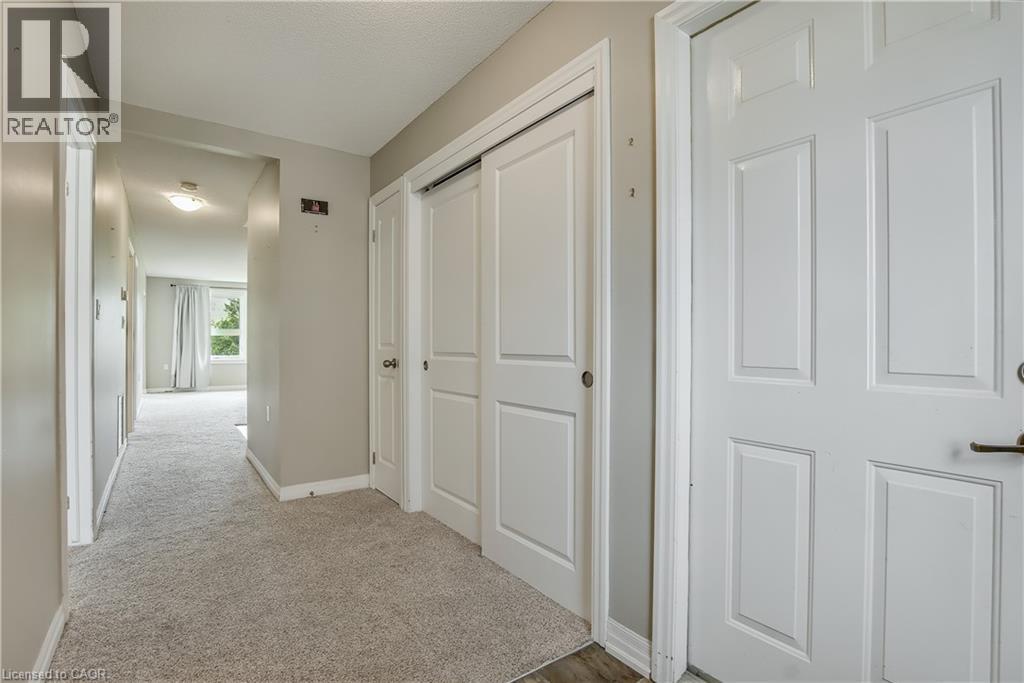 5 Archdeacon Clark Trail, Hamilton, Ontario  L9B 2M2 - Photo 4 - 40770403