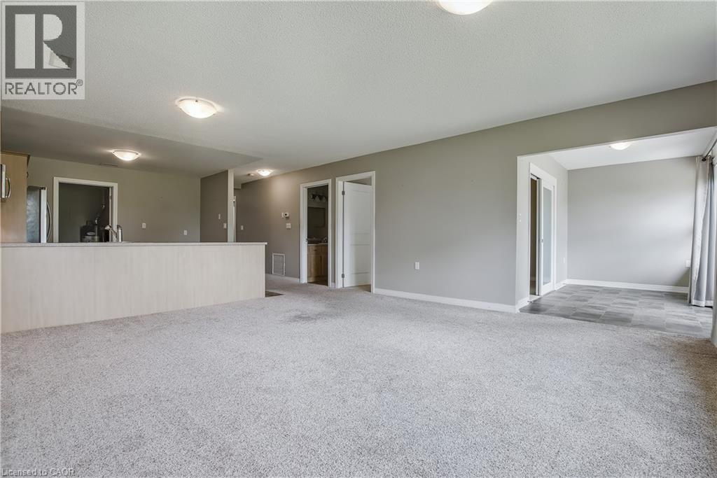 5 Archdeacon Clark Trail, Hamilton, Ontario  L9B 2M2 - Photo 12 - 40770403