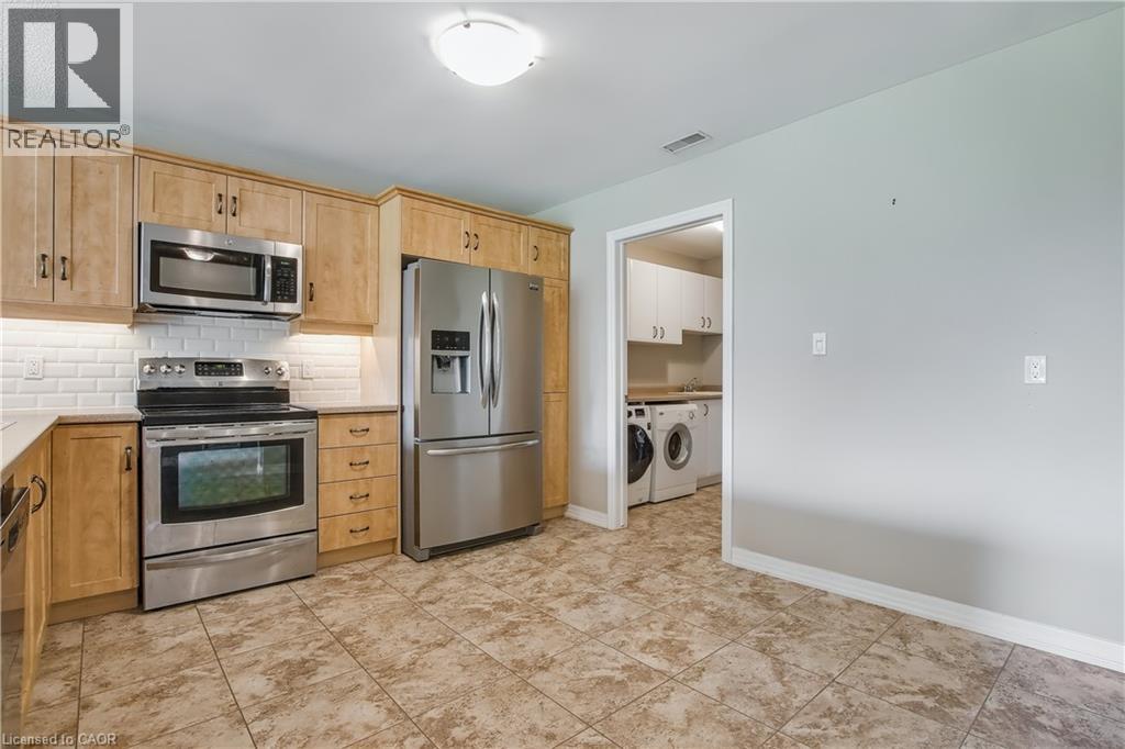 5 Archdeacon Clark Trail, Hamilton, Ontario  L9B 2M2 - Photo 7 - 40770403