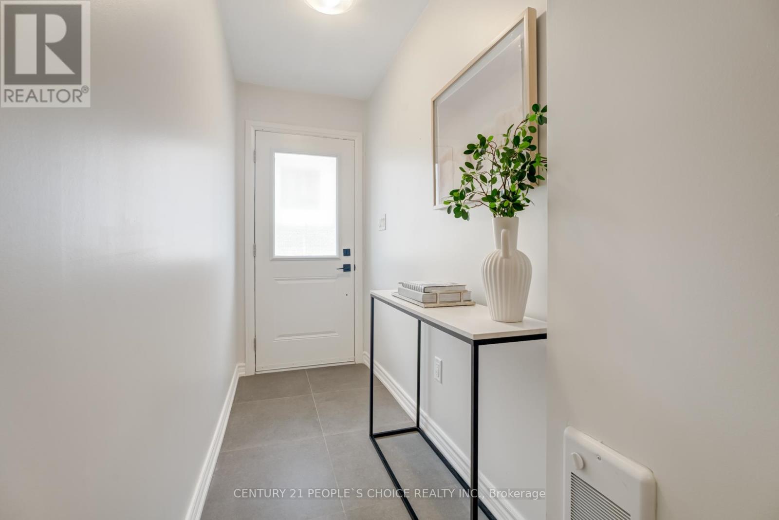 1629 Pleasure Valley Path, Oshawa, Ontario  L1G 0E3 - Photo 2 - E12386435
