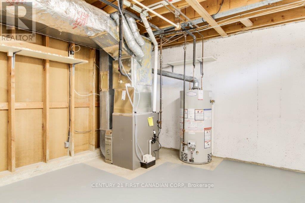 59 Augusta Crescent, London South, Ontario  N6E 2C9 - Photo 20 - X12407104