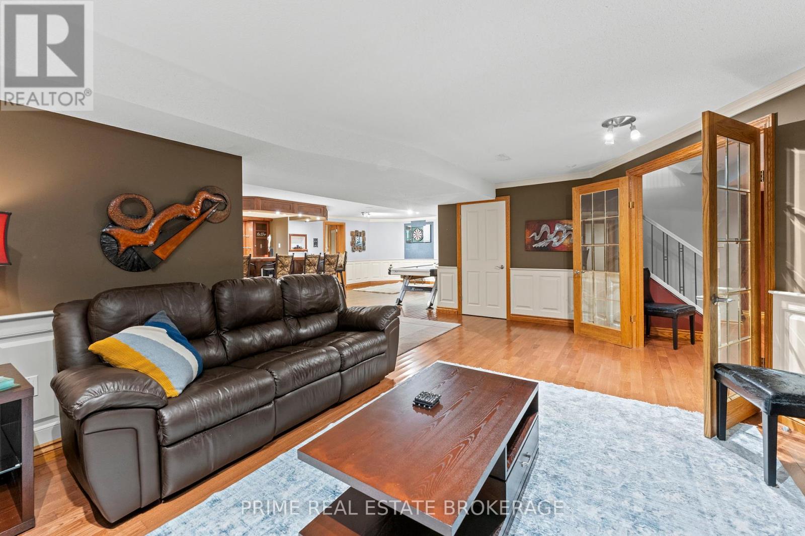 10219 Pinetree Drive, Lambton Shores, Ontario  N0M 1T0 - Photo 20 - X12407193