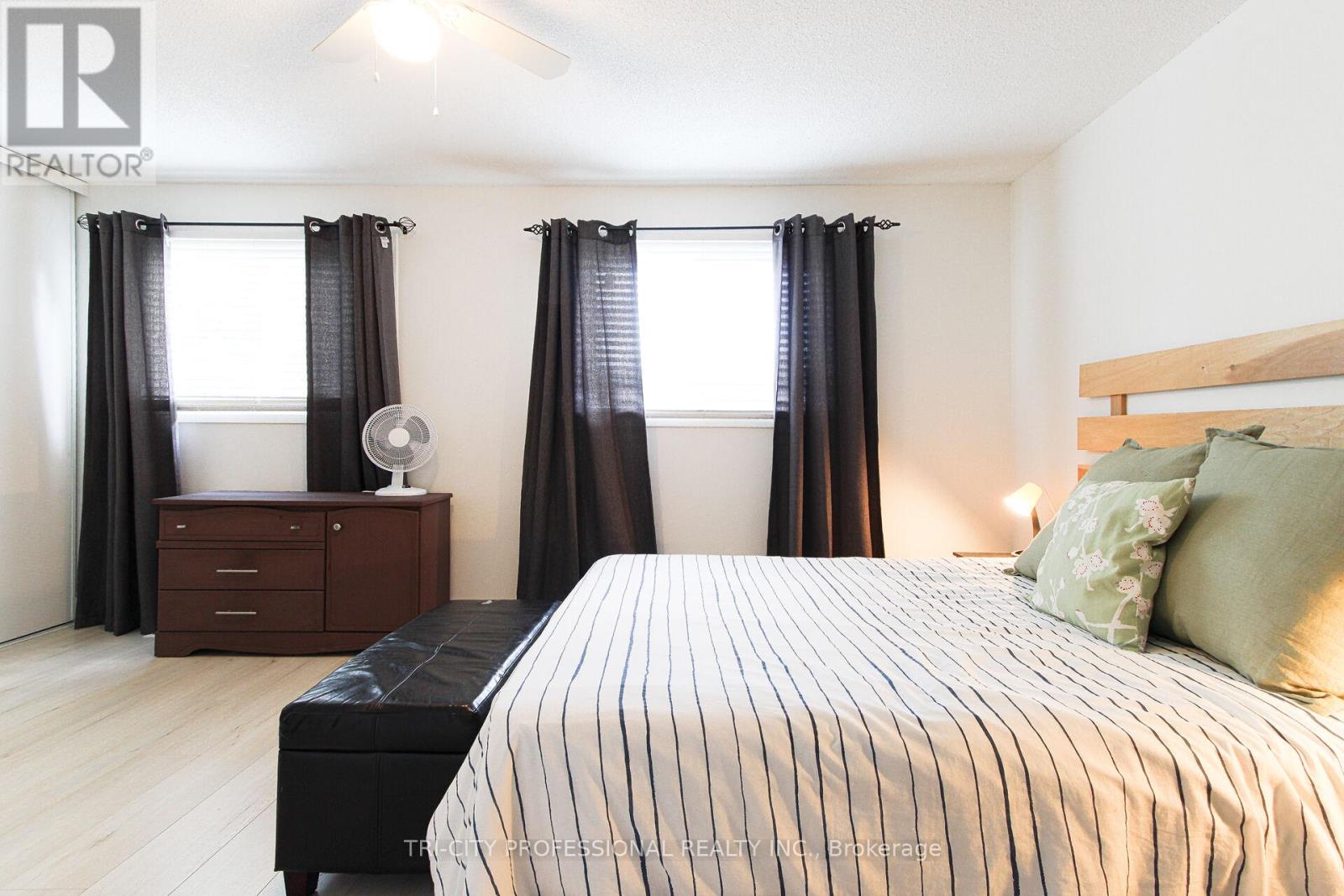 16 Mangrove Road, Brampton, Ontario  L6S 3Y1 - Photo 23 - W12406601