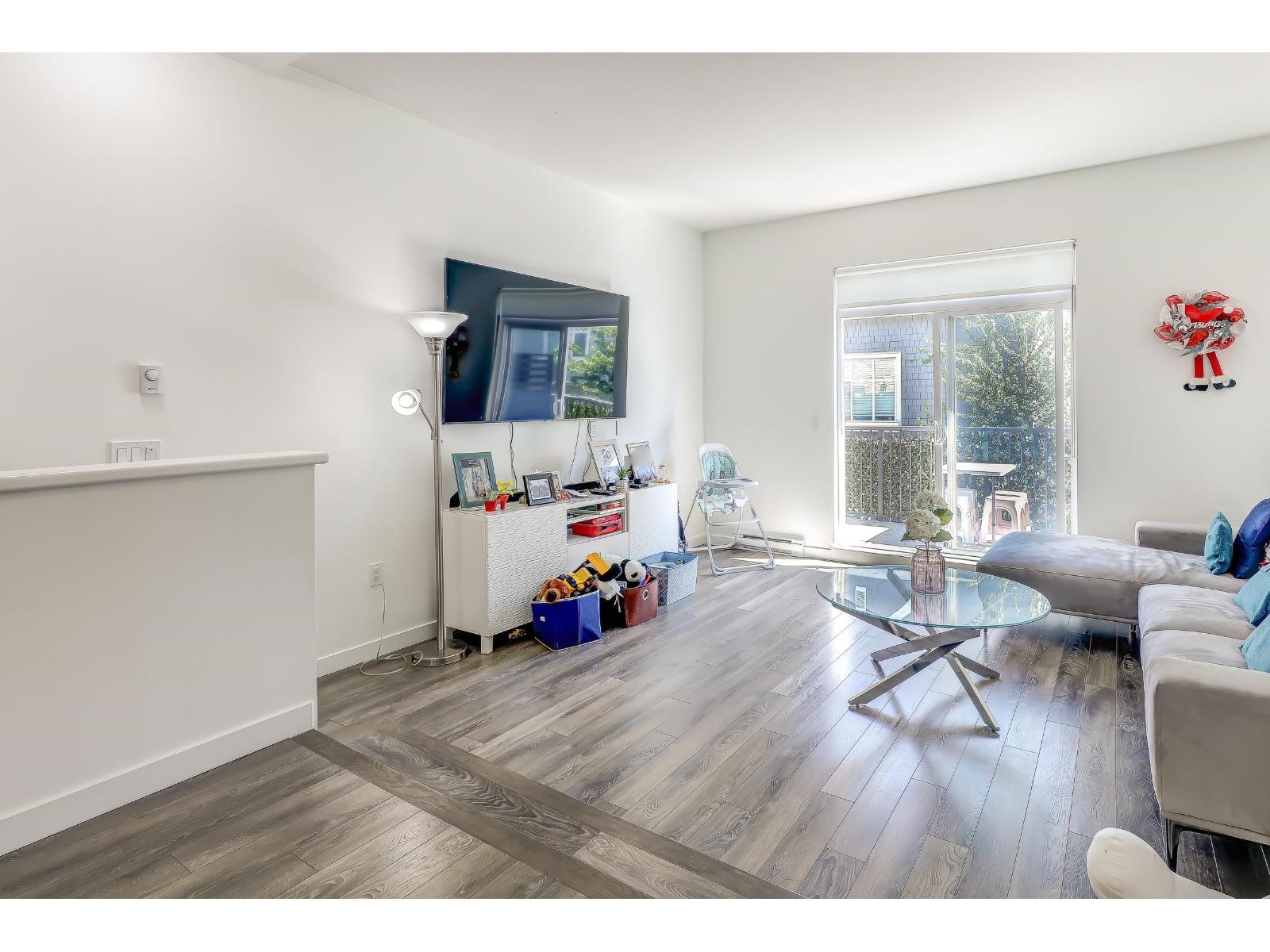 24 15487 99a Avenue, Surrey, British Columbia  V3R 0G9 - Photo 4 - R3048412