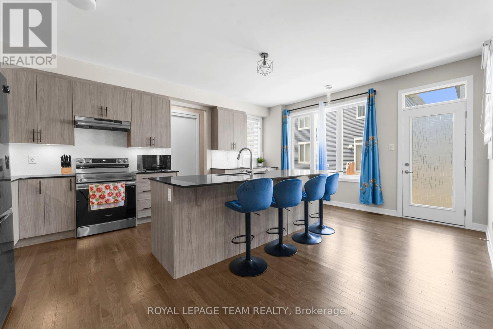 280 Sapling Grove, Ottawa, Ontario  K2J 7L9 - Photo 17 - X12407095