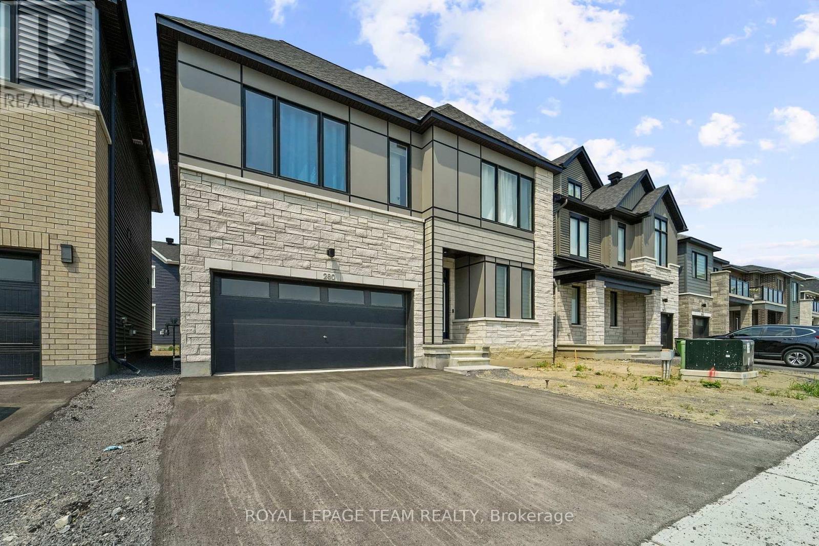 280 Sapling Grove, Ottawa, Ontario  K2J 7L9 - Photo 7 - X12407095
