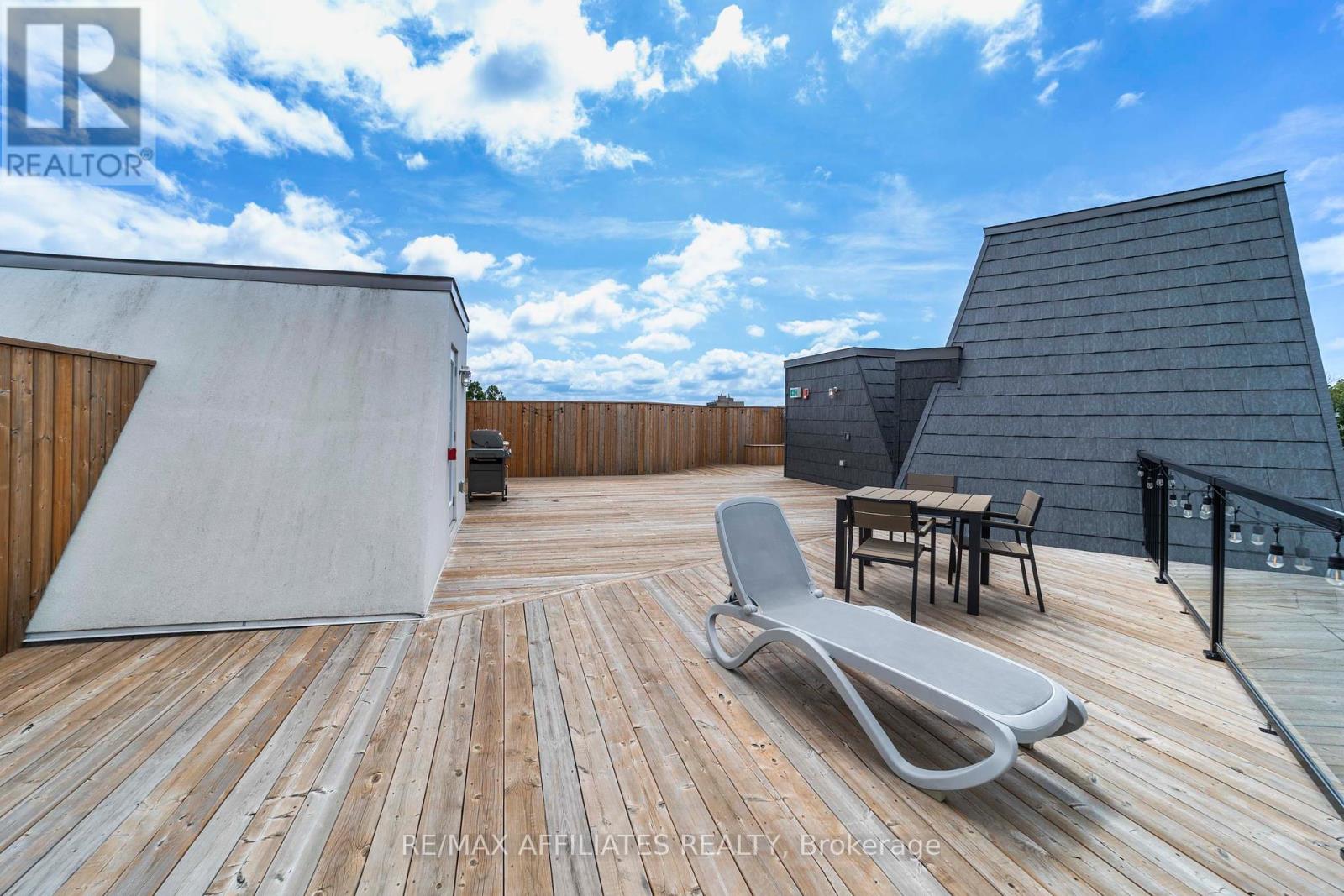 503 - 150 Greenfield Avenue, Ottawa, Ontario  K1S 5W6 - Photo 18 - X12407107