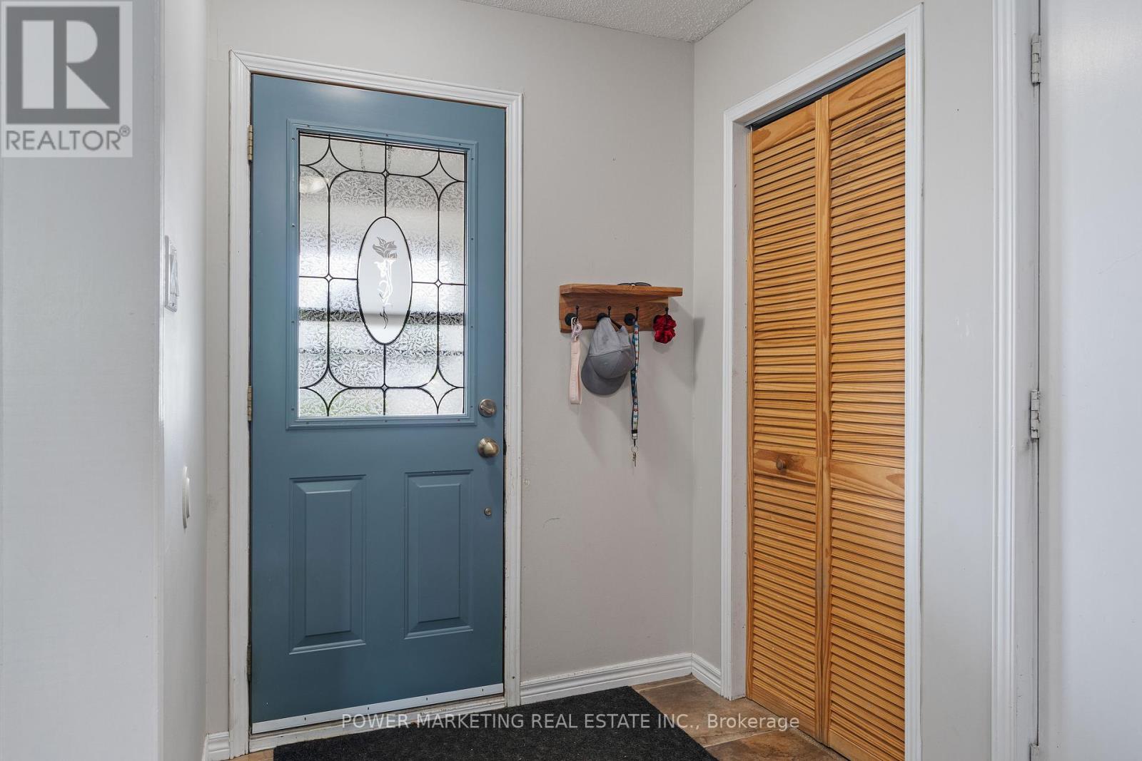 1809 Chopin Place, Ottawa, Ontario  K1C 5G1 - Photo 6 - X12407120
