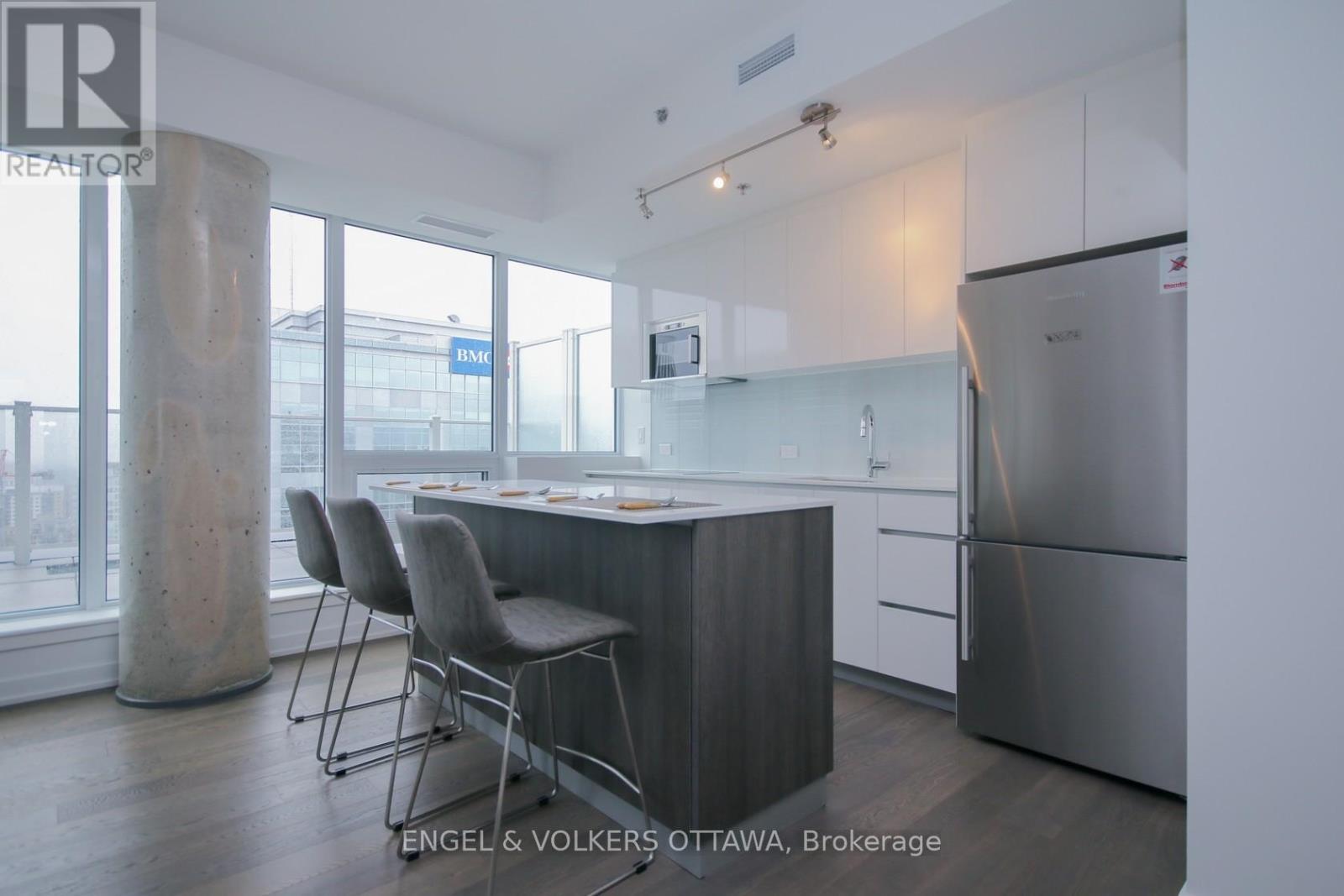 2203 - 199 Slater Street, Ottawa, Ontario  K1P 0C8 - Photo 4 - X12407142