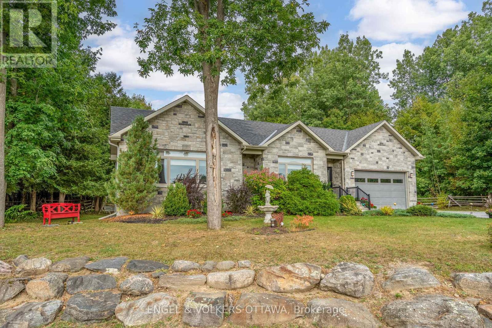 1313 Old Perth Road, Mississippi Mills, Ontario  K0A 1A0 - Photo 2 - X12407159