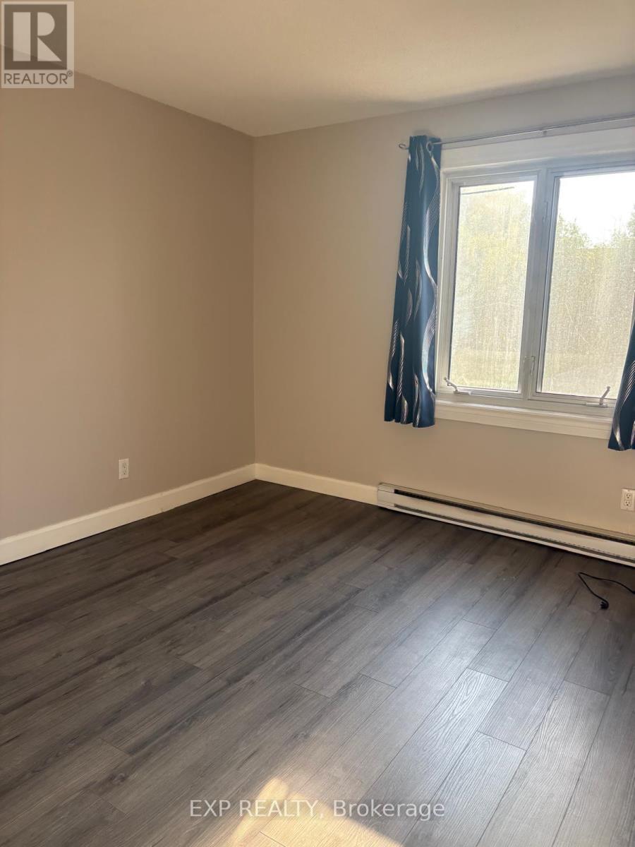 G3 - 158 Mcarthur Avenue, Ottawa, Ontario  K1L 8E7 - Photo 10 - X12407188