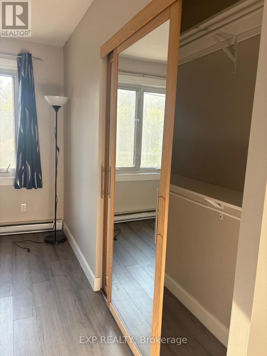 G3 - 158 Mcarthur Avenue, Ottawa, Ontario  K1L 8E7 - Photo 11 - X12407188