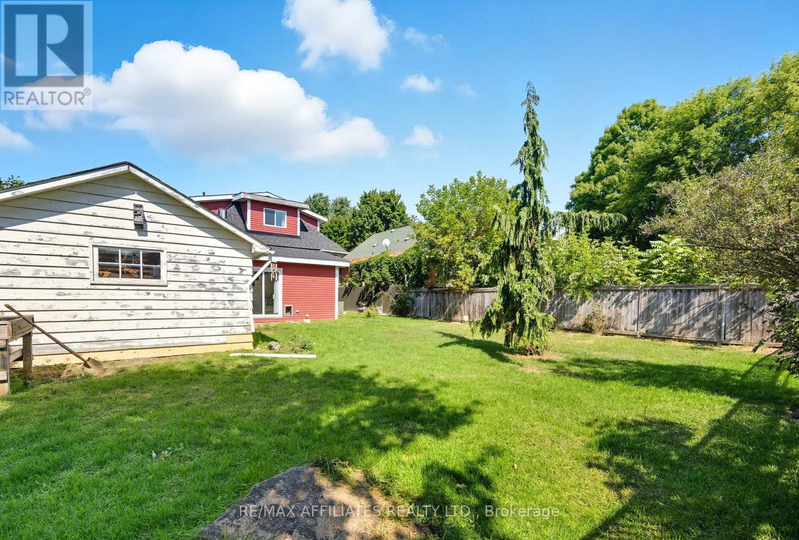 10 Alvin Street, Perth, Ontario  K7H 2V7 - Photo 21 - X12407192