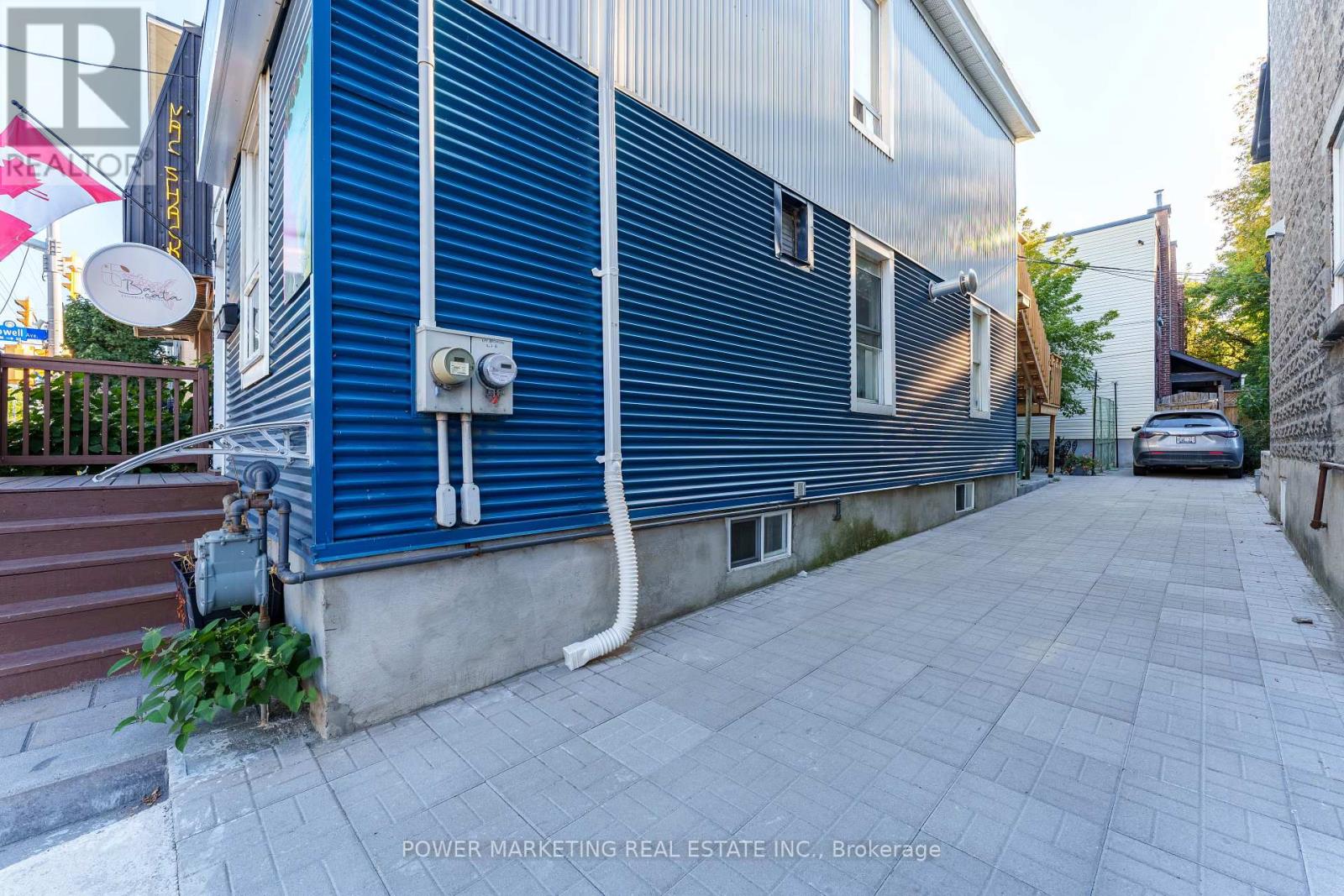 684 Bronson Avenue, Ottawa, Ontario  K1S 4E9 - Photo 4 - X12407206