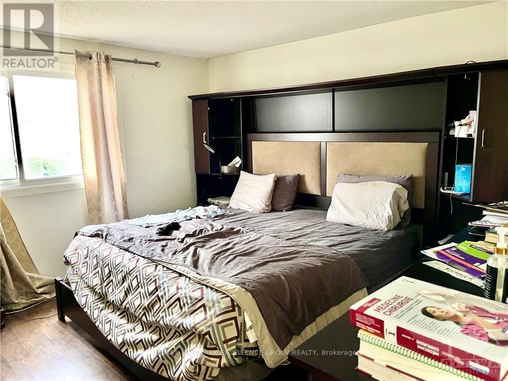 8 - 1906 Belmore Lane, Ottawa, Ontario  K1B 4Z8 - Photo 10 - X12407220